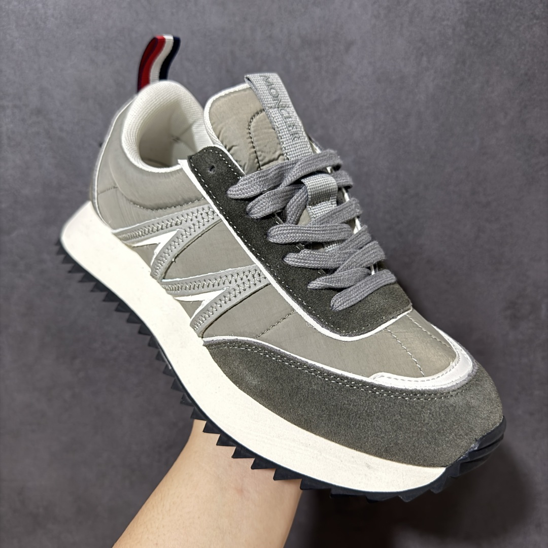 图片[3]-【公司级】盟可睐(蒙口)Moncler Pacey Low Sneaker 佩西系列低帮轻量户外登山运动鞋 #配置天地盖礼盒 #采用防撕裂牛津布组合翻毛皮饰片鞋面材质 #配置缓震OrthoLite(欧索莱)透气吸汗鞋垫 #双层EVA缓震材料中底 #外置锯齿防滑橡胶鞋底 尺码：36 37 38 39 40 41 42 43 44 45-选品中心