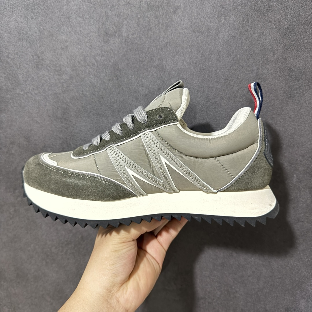 图片[2]-【公司级】盟可睐(蒙口)Moncler Pacey Low Sneaker 佩西系列低帮轻量户外登山运动鞋 #配置天地盖礼盒 #采用防撕裂牛津布组合翻毛皮饰片鞋面材质 #配置缓震OrthoLite(欧索莱)透气吸汗鞋垫 #双层EVA缓震材料中底 #外置锯齿防滑橡胶鞋底 尺码：36 37 38 39 40 41 42 43 44 45-选品中心