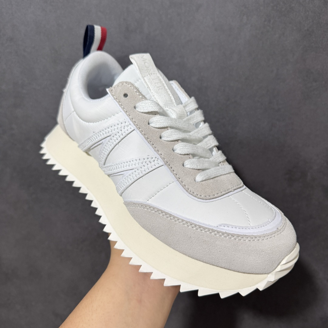 图片[3]-【公司级】盟可睐(蒙口)Moncler Pacey Low Sneaker 佩西系列低帮轻量户外登山运动鞋 #配置天地盖礼盒 #采用防撕裂牛津布组合翻毛皮饰片鞋面材质 #配置缓震OrthoLite(欧索莱)透气吸汗鞋垫 #双层EVA缓震材料中底 #外置锯齿防滑橡胶鞋底 尺码：36 37 38 39 40 41 42 43 44 45-莆田鞋
