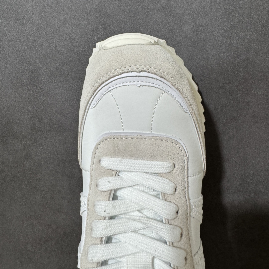 图片[5]-【公司级】盟可睐(蒙口)Moncler Pacey Low Sneaker 佩西系列低帮轻量户外登山运动鞋 #配置天地盖礼盒 #采用防撕裂牛津布组合翻毛皮饰片鞋面材质 #配置缓震OrthoLite(欧索莱)透气吸汗鞋垫 #双层EVA缓震材料中底 #外置锯齿防滑橡胶鞋底 尺码：36 37 38 39 40 41 42 43 44 45-莆田鞋