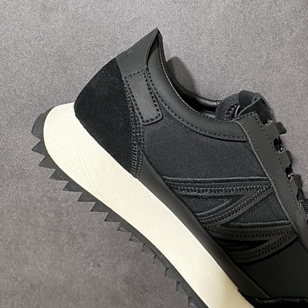 图片[7]-【公司级】盟可睐(蒙口)Moncler Pacey Low Sneaker 佩西系列低帮轻量户外登山运动鞋 #配置天地盖礼盒 #采用防撕裂牛津布组合翻毛皮饰片鞋面材质 #配置缓震OrthoLite(欧索莱)透气吸汗鞋垫 #双层EVA缓震材料中底 #外置锯齿防滑橡胶鞋底 尺码：36 37 38 39 40 41 42 43 44 45-莆田鞋