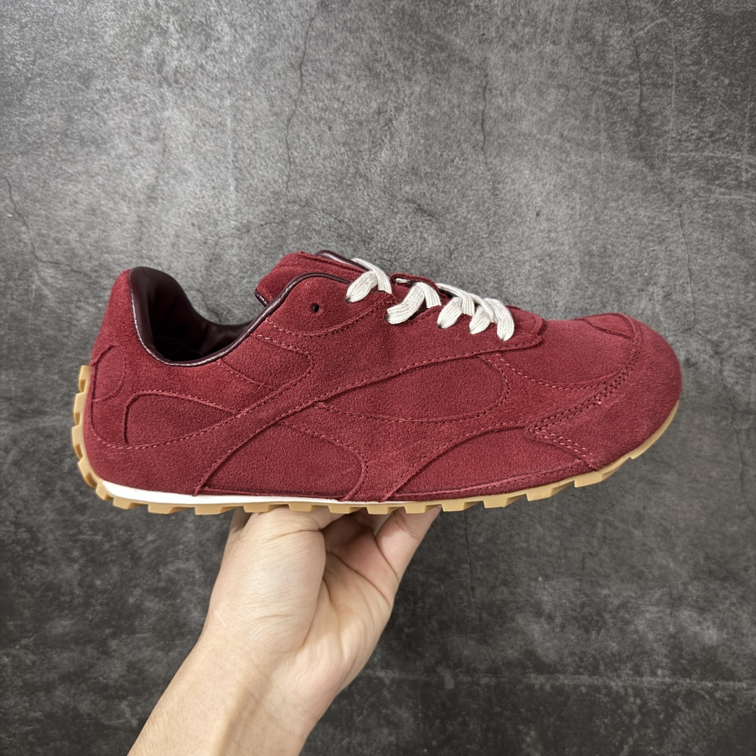 【纯原S版】BOTTEGA VENETA Orbit Runner BV葆蝶家时尚休闲王一博同款老爹鞋运动鞋 原版开发 一比一打造 相似度百分之99以上 市场一梯队级别品质 区别市场任何标文顶级品质版本 采用轻质科技网布面料 搭配几何图案设计橡胶外底 王炸系列 高版本 认准套包工艺 实际增高很多哦 还是一样显腿细非常nice 耐玩耐造 对标对版 套包鞋工艺 认准高版本 大底选用拼色TPU大底 配置原版包装 货号：851621V3MS04118 尺码：36-47-选品中心