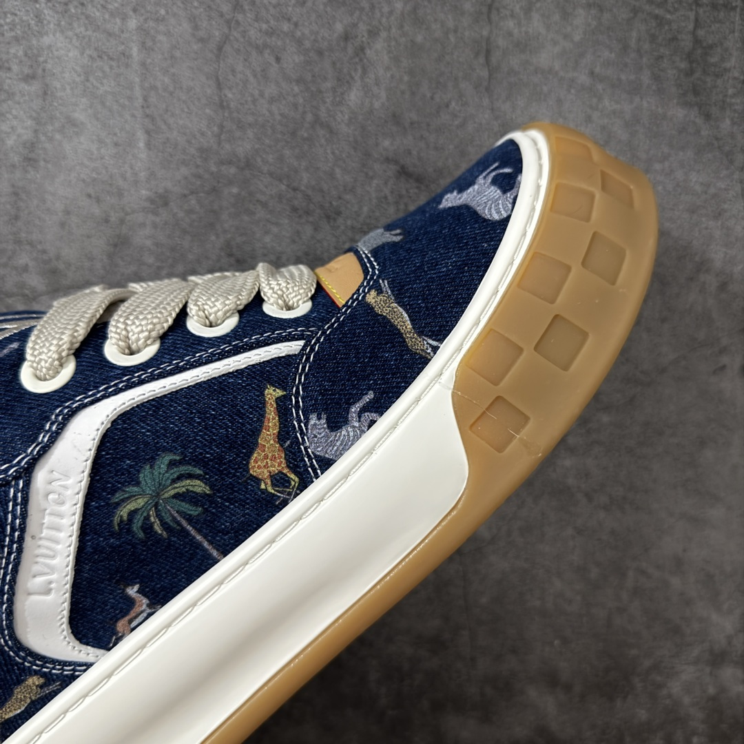 图片[6]-【HS顶级礼盒版】LV 路易威登LOUIS VUITTON Tilted Low Sneakers 倾斜系列低帮复古休闲运动文化百搭板鞋 2026早春款板鞋 饼干鞋 礼盒包装 私模开发大底 正确细节 原鞋原材料1：1打造 完美版型做工 欢迎对比市场任何品质的货品 广东原产 专业LV大厂出品 正确底 大底开发近半年 原楦型开发纸版 全鞋原材料打造 细节 针车 烫金 中底无可挑剔 包装说明书防尘布袋物件(附送官方快递加固牛皮纸外盒!!)# 尺码：39 40 41 42 43 44 45 46-选品中心