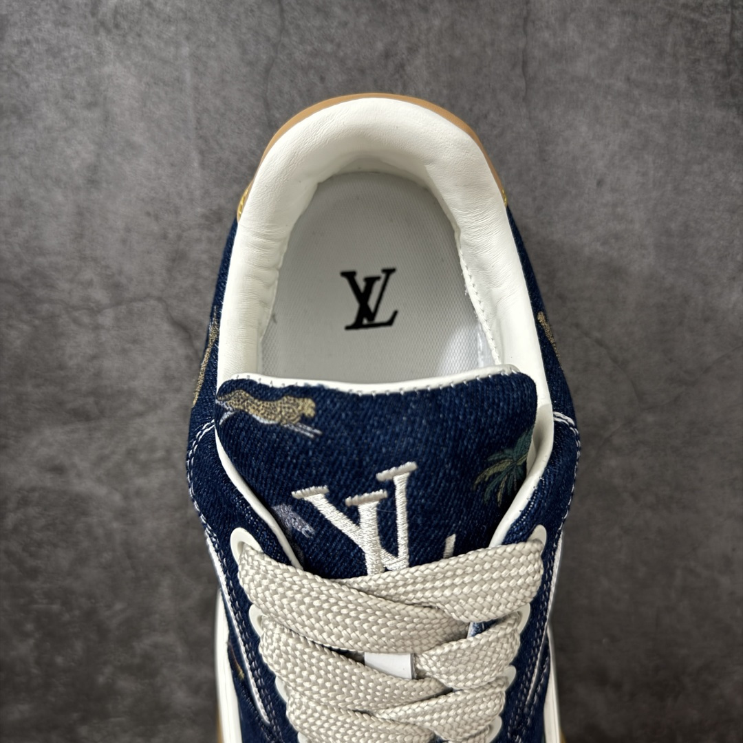 图片[8]-【HS顶级礼盒版】LV 路易威登LOUIS VUITTON Tilted Low Sneakers 倾斜系列低帮复古休闲运动文化百搭板鞋 2026早春款板鞋 饼干鞋 礼盒包装 私模开发大底 正确细节 原鞋原材料1：1打造 完美版型做工 欢迎对比市场任何品质的货品 广东原产 专业LV大厂出品 正确底 大底开发近半年 原楦型开发纸版 全鞋原材料打造 细节 针车 烫金 中底无可挑剔 包装说明书防尘布袋物件(附送官方快递加固牛皮纸外盒!!)# 尺码：39 40 41 42 43 44 45 46-选品中心