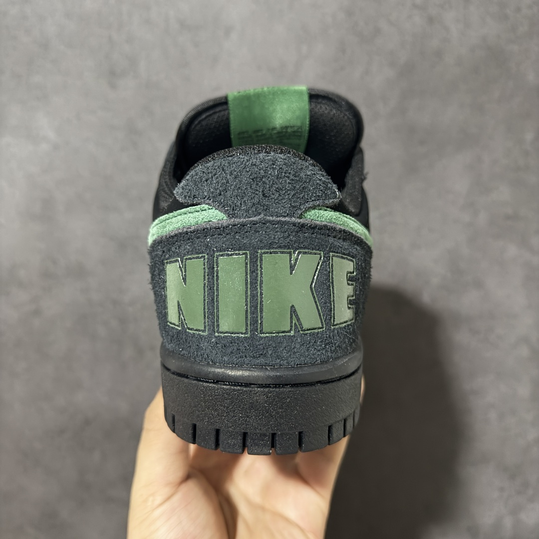 图片[4]-【公司级】Nike Big Nike Low Lux 全系配色陆续出货-黑绿 大厂纯原品质出货 超高清洁度 皮料切割干净无任何毛边 细节完美 于经典复古风格的休闲板鞋，整体是低饱和度的复古配色，百搭且自带“美式复古感”。鞋后跟的“NIKE”字母标识，也是这一系列的标志性设计 细节感满满，复古氛围狠狠拿捏！全系经典复古永不过时！ 货号：854166-008 尺码：36 36.5 37.5 38 38.5 39 40 40.5 41 42 42.5 43 44 44.5 45-选品中心