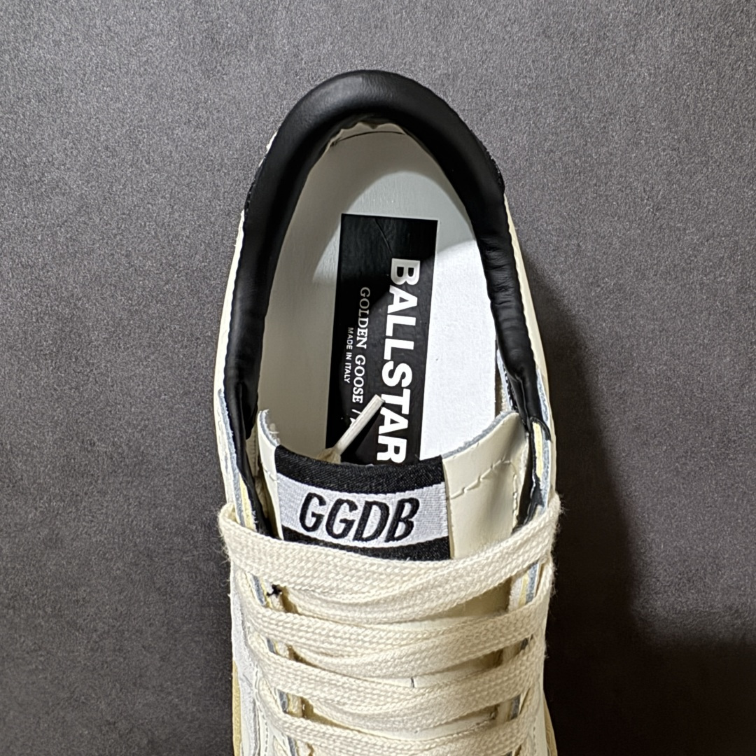 图片[6]-【H11纯原】GGDB Golden Goose Super Star 小脏鞋 复古休闲 手工做旧 头层牛皮 男女同款板鞋 #独家原盒 原底原料 开模打造 #原厂织唛鞋标 高精密准度 #全手工打磨做旧 匹配原版98%以上 #原厂增高鞋垫 完美精细做工 #外贸平台专供 顶级品质头层牛皮 #皮料切割干净 无任何毛边 清洁度细节完美 #全手工打磨做旧 还原巴黎时装周出镜质感 #全方位贴合包裹脚型 舒服不磨脚 #自带3厘米内增高 隐形拉长腿部线条 尺码：36 37 38 39 40 41 42 43 44 45 46-选品中心