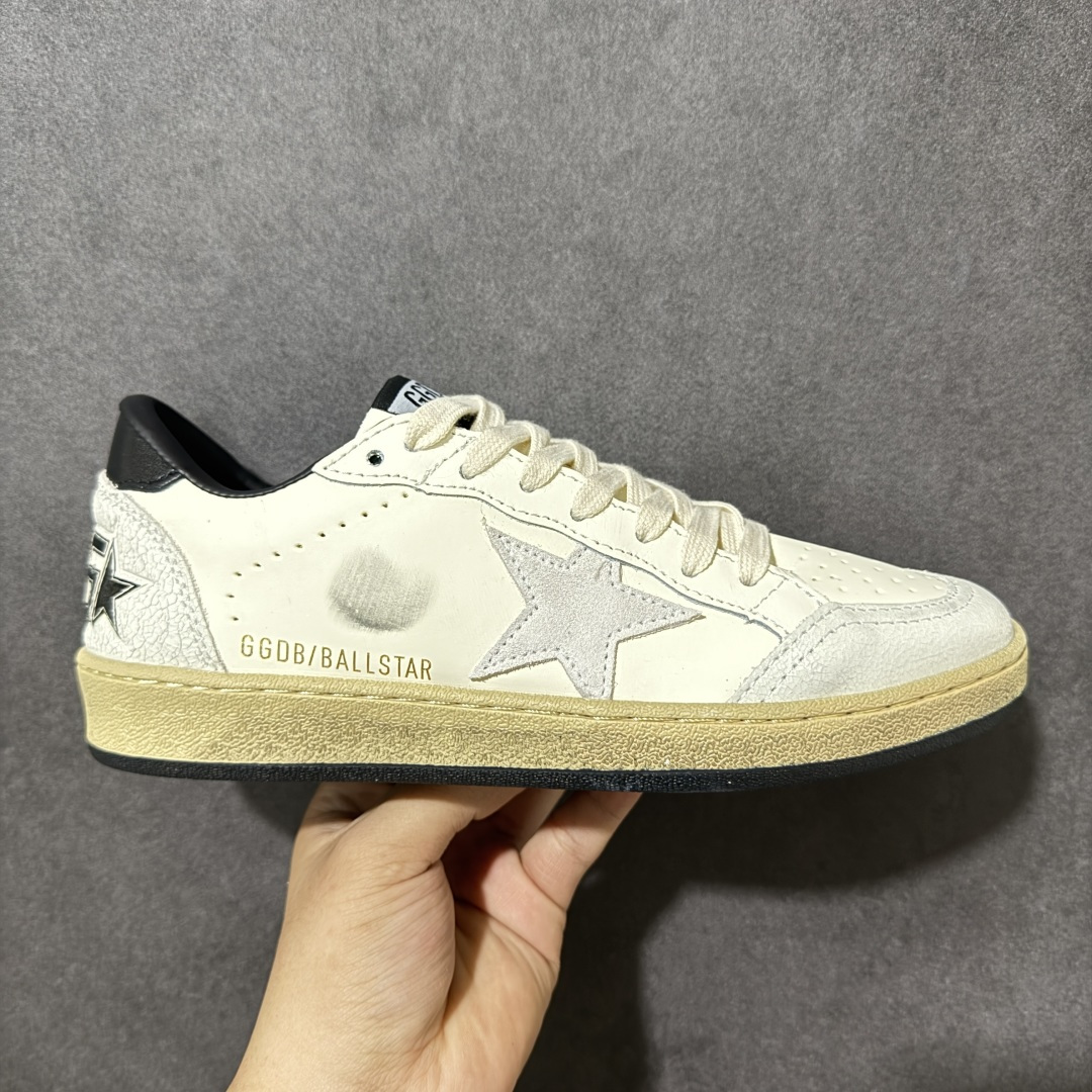 【H11纯原】GGDB Golden Goose Super Star 小脏鞋 复古休闲 手工做旧 头层牛皮 男女同款板鞋 #独家原盒 原底原料 开模打造 #原厂织唛鞋标 高精密准度 #全手工打磨做旧 匹配原版98%以上 #原厂增高鞋垫 完美精细做工 #外贸平台专供 顶级品质头层牛皮 #皮料切割干净 无任何毛边 清洁度细节完美 #全手工打磨做旧 还原巴黎时装周出镜质感 #全方位贴合包裹脚型 舒服不磨脚 #自带3厘米内增高 隐形拉长腿部线条 尺码：36 37 38 39 40 41 42 43 44 45 46-选品中心
