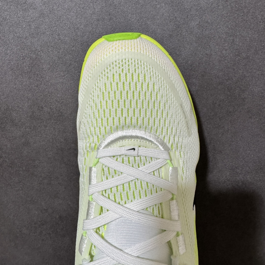 图片[5]-特价【GQ福利】NK Zoom Vomero 18系列慢跑鞋 三双层网纱鞋面zoomx科技大底 高弹力质感柔软 上脚轻便舒适 货号：HM6803-100 尺码：36-45-选品中心
