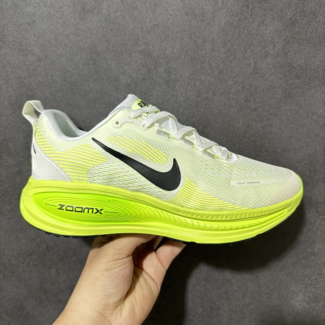 特价【GQ福利】NK Zoom Vomero 18系列慢跑鞋 三双层网纱鞋面zoomx科技大底 高弹力质感柔软 上脚轻便舒适 货号：HM6803-100 尺码：36-45-选品中心