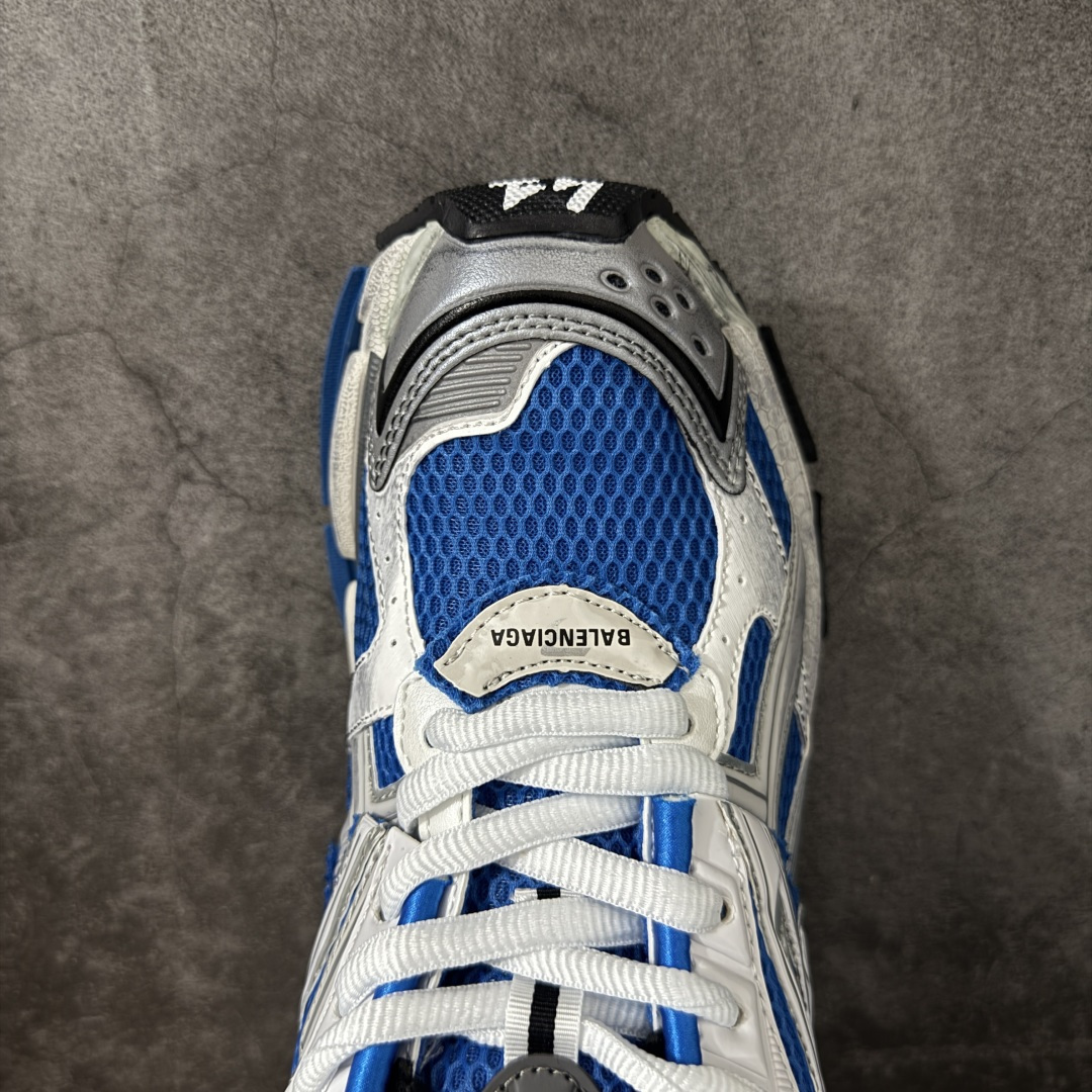 图片[5]-【公司级H版】BALENCIAGA Runner 巴黎世家七代 灰蓝色 此系列是通过溢胶、做旧、缝线等细节 展示了设计师 Demna 的运动鞋风格 用一双「旧鞋」传递复古感 后侧板、翘起的鞋头 则展示了 Demna 在结构上的未来构想 原装大盒从里到外一切百分百还原官方配置 顶级专供碾压一切版本 尺码：35 36 37 38 39 40 41 42 43 44 45 46-选品中心