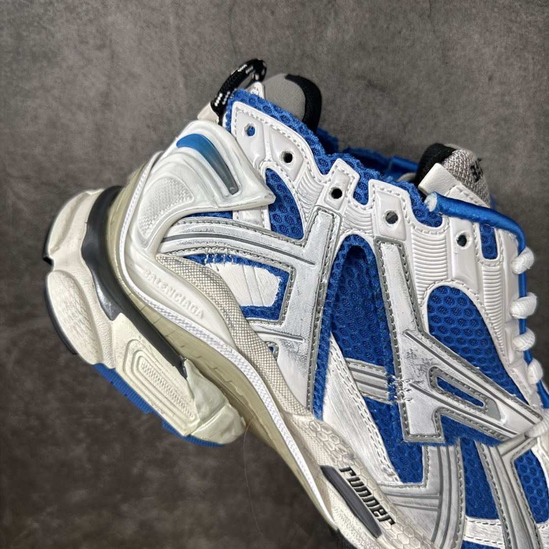 图片[7]-【公司级H版】BALENCIAGA Runner 巴黎世家七代 灰蓝色 此系列是通过溢胶、做旧、缝线等细节 展示了设计师 Demna 的运动鞋风格 用一双「旧鞋」传递复古感 后侧板、翘起的鞋头 则展示了 Demna 在结构上的未来构想 原装大盒从里到外一切百分百还原官方配置 顶级专供碾压一切版本 尺码：35 36 37 38 39 40 41 42 43 44 45 46-选品中心