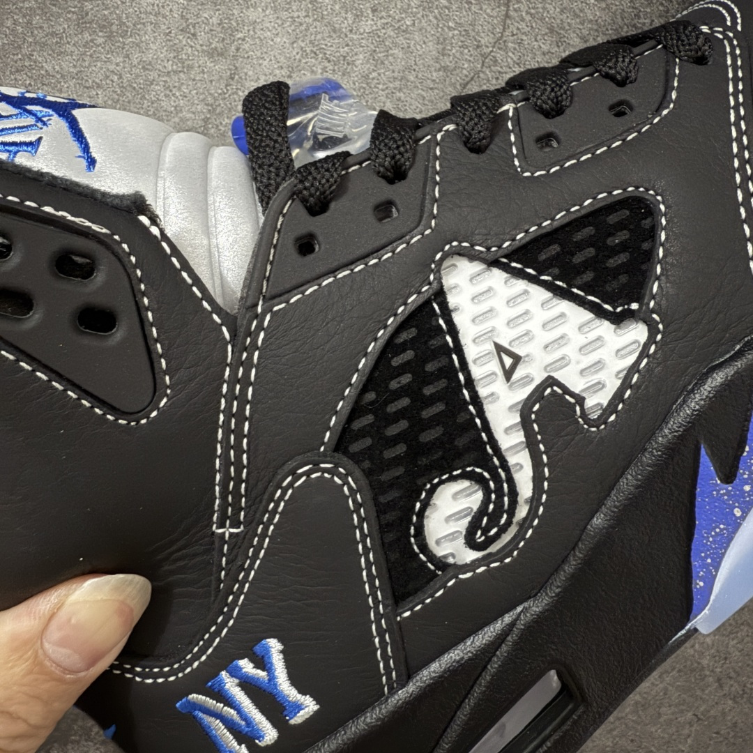 图片[4]-【KZ纯原】Awake NY x Air Jordan AJ5 联名黑蓝 DV4982-004 国内一线大厂出品 匠心打造 头层皮料原厂数据 全新纸板 模具打造 外贸 平台高端零售专供品质 品质毋庸置疑 一眼正品既视感 细节均已解码 尺码：36 36.5 37.5 38 38.5 39 40 40.5 41 42 42.5 43 44 44.5 45 46 47.5-选品中心