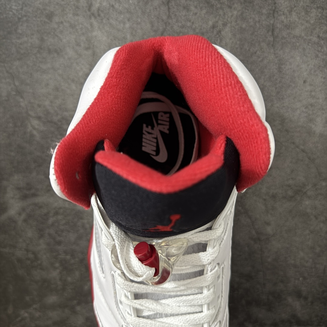 图片[8]-【KZ纯原】Air Jordan 5 Retro AJ5 乔5白红 火焰红 HQ7978-101 国内一线大厂出品 匠心打造 头层皮料原厂数据 全新纸板 模具打造 外贸 平台高端零售专供品质 品质毋庸置疑 一眼正品既视感 细节均已解码 尺码：36 36.5 37.5 38 38.5 39 40 40.5 41 42 42.5 43 44 44.5 45 46 47.5-选品中心