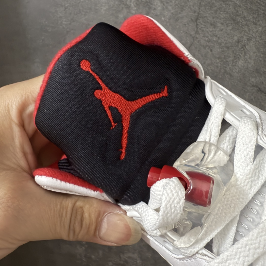 图片[6]-【KZ纯原】Air Jordan 5 Retro AJ5 乔5白红 火焰红 HQ7978-101 国内一线大厂出品 匠心打造 头层皮料原厂数据 全新纸板 模具打造 外贸 平台高端零售专供品质 品质毋庸置疑 一眼正品既视感 细节均已解码 尺码：36 36.5 37.5 38 38.5 39 40 40.5 41 42 42.5 43 44 44.5 45 46 47.5-选品中心