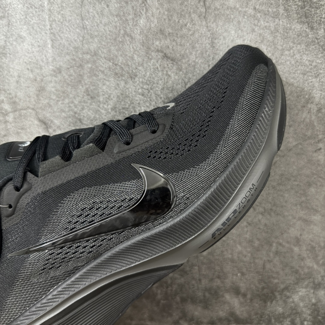 图片[6]-【RS纯原】Nike Air Zoom Pegasus 42 登月42代超级飞马系列马拉松跑步鞋 IB1881-003 平台专供 充正品质 原材料打造 中底搭载前Zoom+全掌React配置 全部原鞋开发打造 所有细节全部同步原版 全新一代拥有 Zoom Air 一如既往的稳定感和流畅感 鞋面采用工程网眼设计 为特定高热区域营造出色透气性 进一步增加鞋面的穿孔数量 让足部能够快速散热 中足搭配 Flywire 飞线 在高速运动时营造舒适稳定的贴合感 内置Zoon气垫加持 动力十足！ 尺码： 36-45-莆田鞋