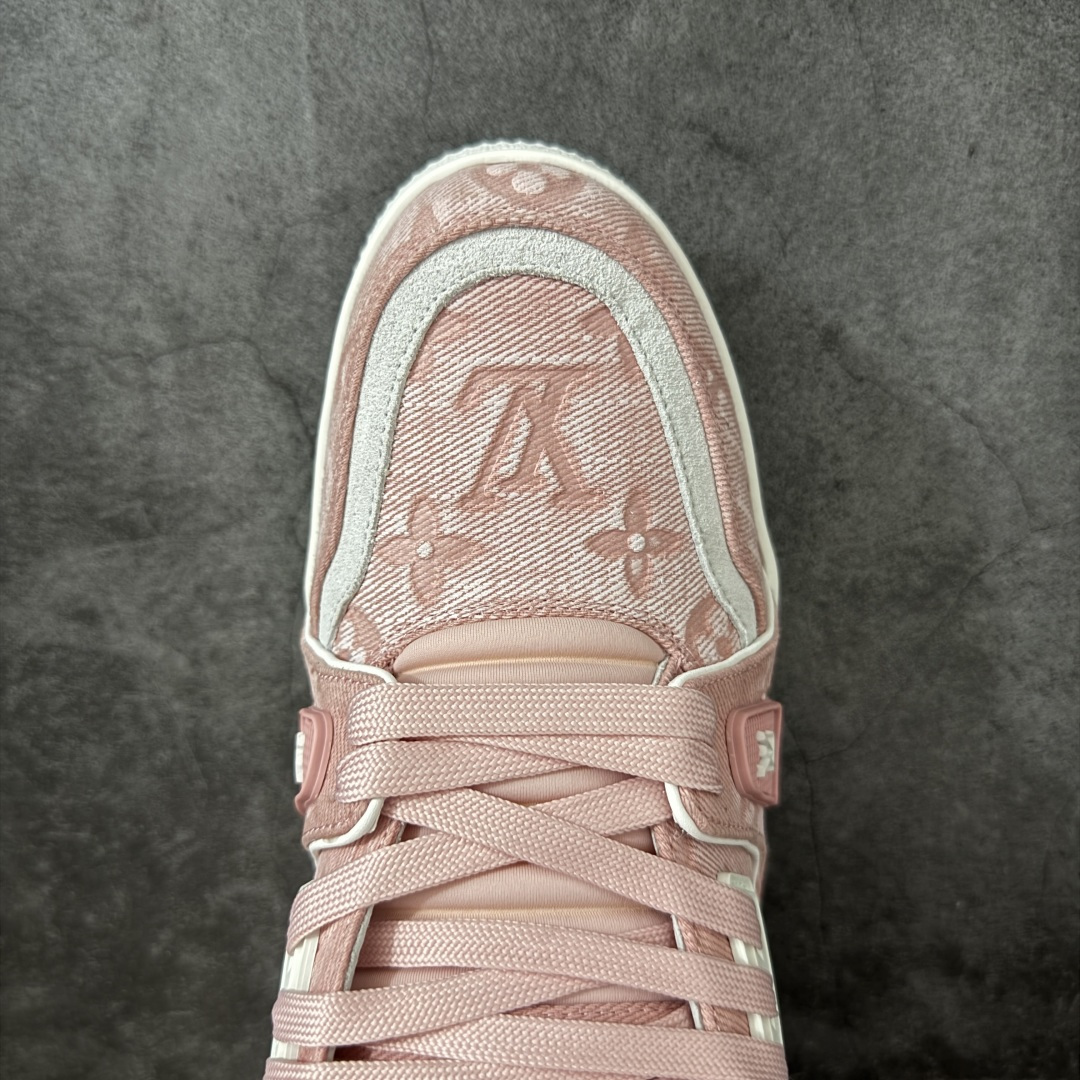 图片[5]-【广东纯原版】LV Louis Vuitton Trainer 低帮休闲板鞋 代购级别 ZP级全套包装 原版购入历时近两个月开发打造！ 经典多拼色超好看 原版完美楦型 调试了两个月 鞋面独家订制压纹粒面小牛皮 大底TPU、模具费2w+ 质感媲美原版 垫脚聚米微料加透气英伦网布 细节原版一致 ❗️请注意区分市面通货材料 版型 包装配件 尺码：35-46-选品中心