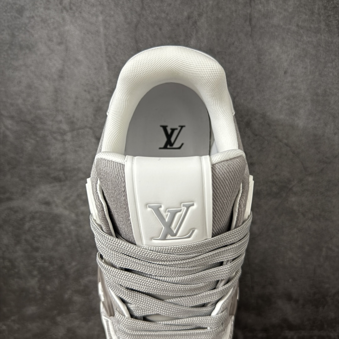 图片[8]-【广东纯原版】LV Louis Vuitton Trainer 低帮休闲板鞋 代购级别 ZP级全套包装 原版购入历时近两个月开发打造！ 经典多拼色超好看 原版完美楦型 调试了两个月 鞋面独家订制压纹粒面小牛皮 大底TPU、模具费2w+ 质感媲美原版 垫脚聚米微料加透气英伦网布 细节原版一致 ❗️请注意区分市面通货材料 版型 包装配件 尺码：35-46-选品中心