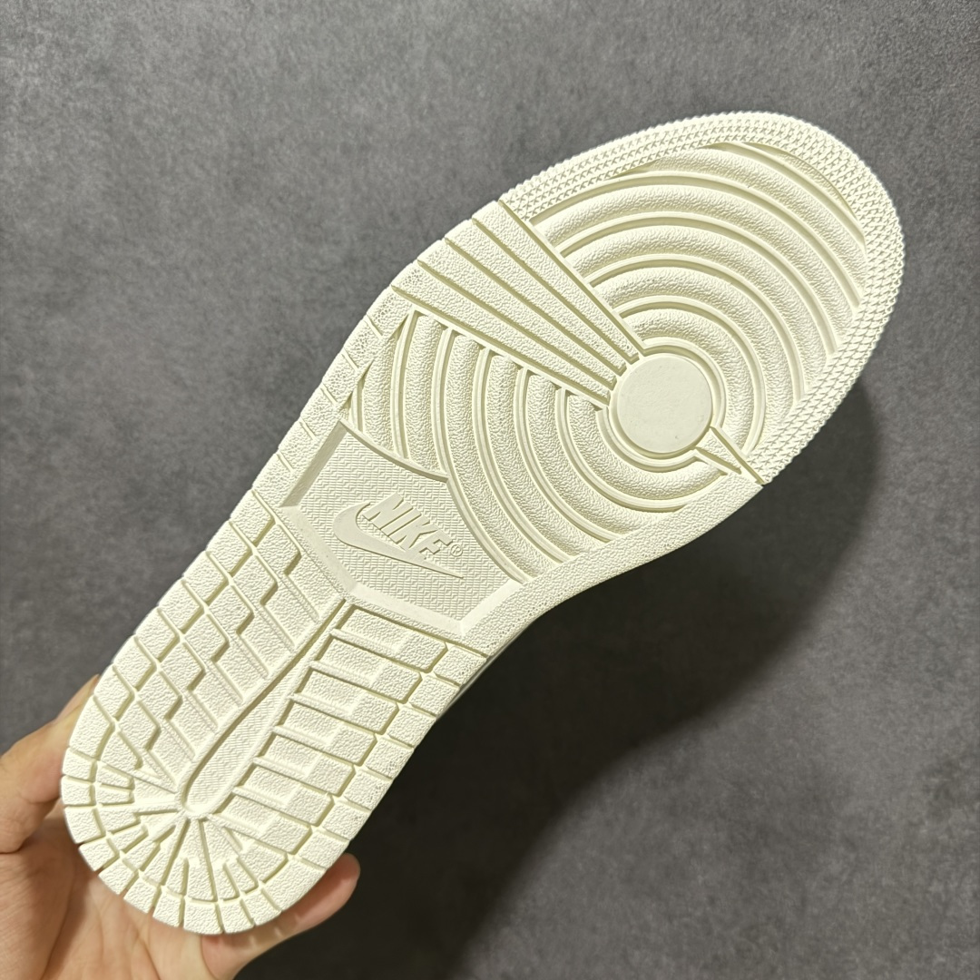 图片[9]-【K版纯原】Air Jordan AJ1 Low 低帮 HQ6998-100 全新流水线出品 市场第二梯队最强版 全部原鞋开发 原楦原纸板开发 全鞋电脑针车 原厂内置全掌气垫 原盒内在原标 唯一Zp原版鞋带绑法 免检产品 全新2022版型 全头层皮料 完美零毛边处理 原厂配置全掌气垫 价格定位良心 新配色陆续出货 尺码：36-46-选品中心