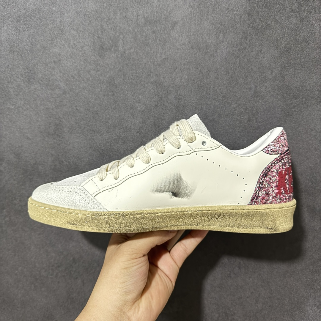 图片[2]-【H11纯原】GGDB Golden Goose Super Star 小脏鞋 复古休闲 手工做旧 头层牛皮 男女同款板鞋 #独家原盒 原底原料 开模打造 #原厂织唛鞋标 高精密准度 #全手工打磨做旧 匹配原版98%以上 #原厂增高鞋垫 完美精细做工 #外贸平台专供 顶级品质头层牛皮 #皮料切割干净 无任何毛边 清洁度细节完美 #全手工打磨做旧 还原巴黎时装周出镜质感 #全方位贴合包裹脚型 舒服不磨脚 #自带3厘米内增高 隐形拉长腿部线条 尺码：36 37 38 39 40 41 42 43 44 45 46-选品中心
