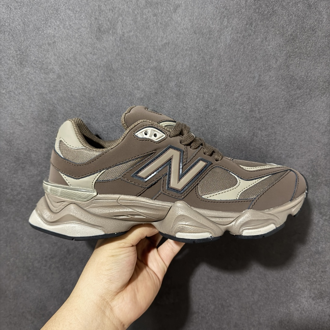 【公司级】New Balance NB9060 复古休闲运动慢跑鞋  #最强性价版 采用大面积网眼以及麂皮材质覆盖鞋身，还原经典气质。搭载ABZORB避震科技，由泡沫聚酯制成，上脚可以有效减少由鞋底反弹对身体及双腿的冲击力 货号：U9060493  尺码：36 37 37.5 38 38.5 39 40 40.5 41 42 42.5 43 44 44.5 45-选品中心