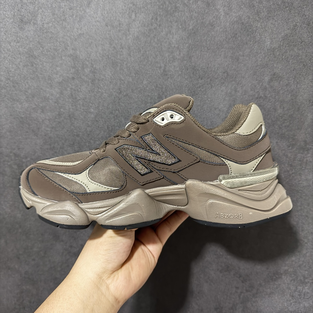 图片[2]-【公司级】New Balance NB9060 复古休闲运动慢跑鞋  #最强性价版 采用大面积网眼以及麂皮材质覆盖鞋身，还原经典气质。搭载ABZORB避震科技，由泡沫聚酯制成，上脚可以有效减少由鞋底反弹对身体及双腿的冲击力 货号：U9060493  尺码：36 37 37.5 38 38.5 39 40 40.5 41 42 42.5 43 44 44.5 45-选品中心
