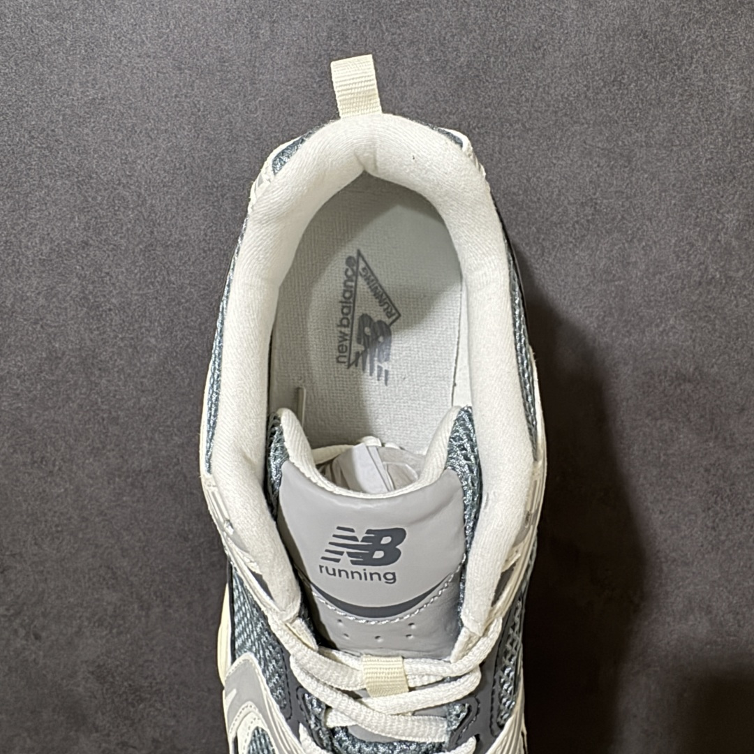 图片[6]-【公司级】New Balance NB530 新百伦复古透气跑步鞋 以皮革为主的人气轮廓 以极具复古风范的跑鞋外观呈现 设计上全鞋以简约清爽的纯白色作基底 鞋身覆盖大面积织物网眼材质 并于鞋头、鞋带孔眼片等细节处点缀对比鲜明的反光银镀层凸显 鞋舌、侧身等位置则辅以一贯的「N」字标志和品牌徽标彰显身份 最后通过搭载的 ABZORB 缓震中底完善整体造型 货号：U530SUB 尺码：36-45-选品中心
