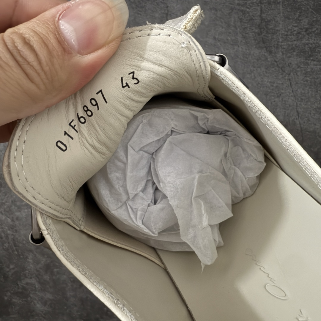图片[6]-【莞产G版】大匡威RO / Rick Owens DRKSHDW 瑞克·欧文斯 大匡威低帮/低帮 机能金属扣西瓜头 【皮料】 东莞原厂进口全新原厂皮 【鞋头】软糯，轻轻按压有牛皮细细的纹理质感！ 【鞋底】TPU大底奶香味！硬度、肤感一比一！鞋底logo钢印清晰正确！ 【鞋垫】独家私人开模压印！牛皮贴面，双层复合！ 【尺码】 36 37 38 39 40 41 42 43 44 45 46！-选品中心