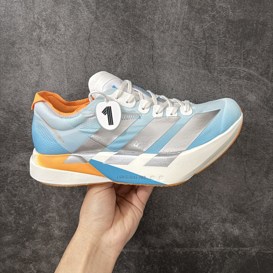 【NO.1纯原】Adidas Adizero Adios Pro 4 M竞训跑步鞋 KH6360 市场独一档品质 区别所有版本 原鞋购入开发数月 原材料 原档案打造 细节版型一比一 独立双层组合底私模.超软弹发泡超临界底 搭配ENERGYRODS 2.0真碳柱，每一步都动力满满 鞋面用的是Lightlock技术，轻透又贴合，就像给脚定制的一样。 中底是全掌Lightstrike Pro泡棉，软弹感超绝 真正一比一还原真实脚感💪🏻 尺码：36 36.5 37 38 38.5 39 40 40.5 41 42 42.5 43 44 44.5 45 46-选品中心