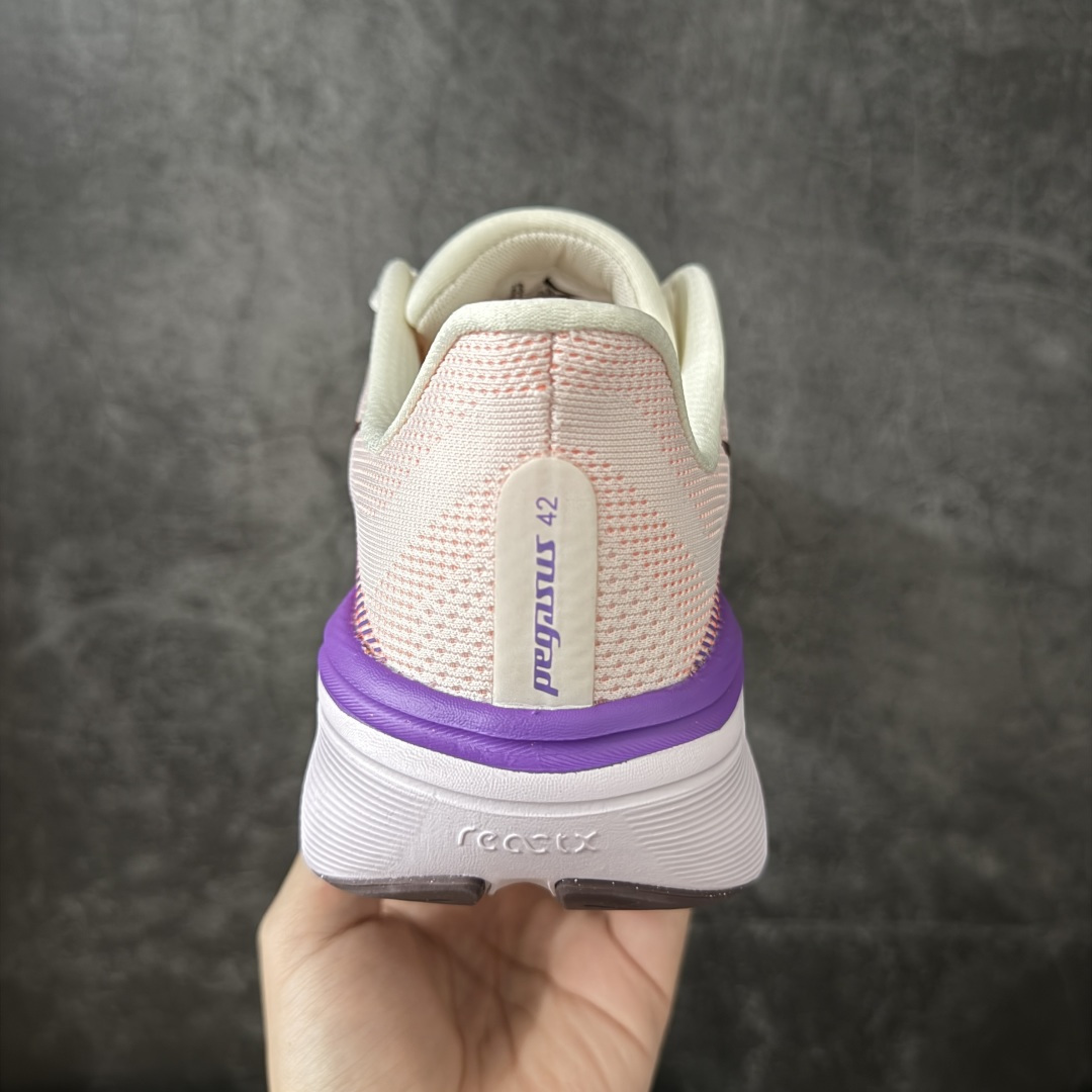 图片[4]-【XE纯原】Nike Air Zoom Pegasus 42 登月42代超级飞马系列马拉松跑步鞋 IB1881-113 平台专供 充正品质 之前未流通市场版本 内里嵌入定型海绵 中底搭载前Zoom+全掌React配置 全部原鞋开发打造 所有细节全部同步原版 全新一代拥有 Zoom Air 一如既往的稳定感和流畅感 鞋面采用工程网眼设计 为特定高热区域营造出色透气性 进一步增加鞋面的穿孔数量 让足部能够快速散热 中足搭配 Flywire 飞线 在高速运动时营造舒适稳定的贴合感 内置Zoon气垫加持 动力十足！ 尺码： 36-46-选品中心