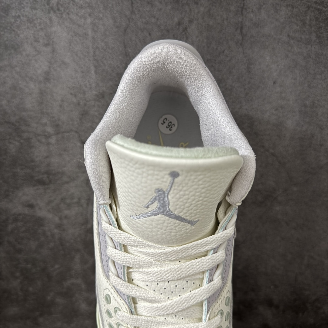 图片[8]-【外贸版】Air Jordan 3 Retro \”Easter\” AJ3 乔3马卡龙色系 IF4396-100  #通体采用纯白皮革打造，辅以浅绿、柔蓝、淡紫、婴儿粉等马卡龙色系点缀。奶白色中底收尾成型，丰富视觉层次，提升质感表现。整双鞋色调柔和克制、搭配协调，不浮夸却氛围感十足。经典爆裂纹由刺绣工艺替代传统压纹材质。光面皮革之上，以刺绣线条勾勒出更简洁、近似迷彩的视觉效果。半透明后跟织唛上，Nike Air 标识以柔和婴儿粉呈现，延续整鞋春日浅色系主题。  尺码：36 36.5 37.5 38 38.5 39 40 40.5 41 42 42.5 43 44 44.5 45 46 47.5-选品中心