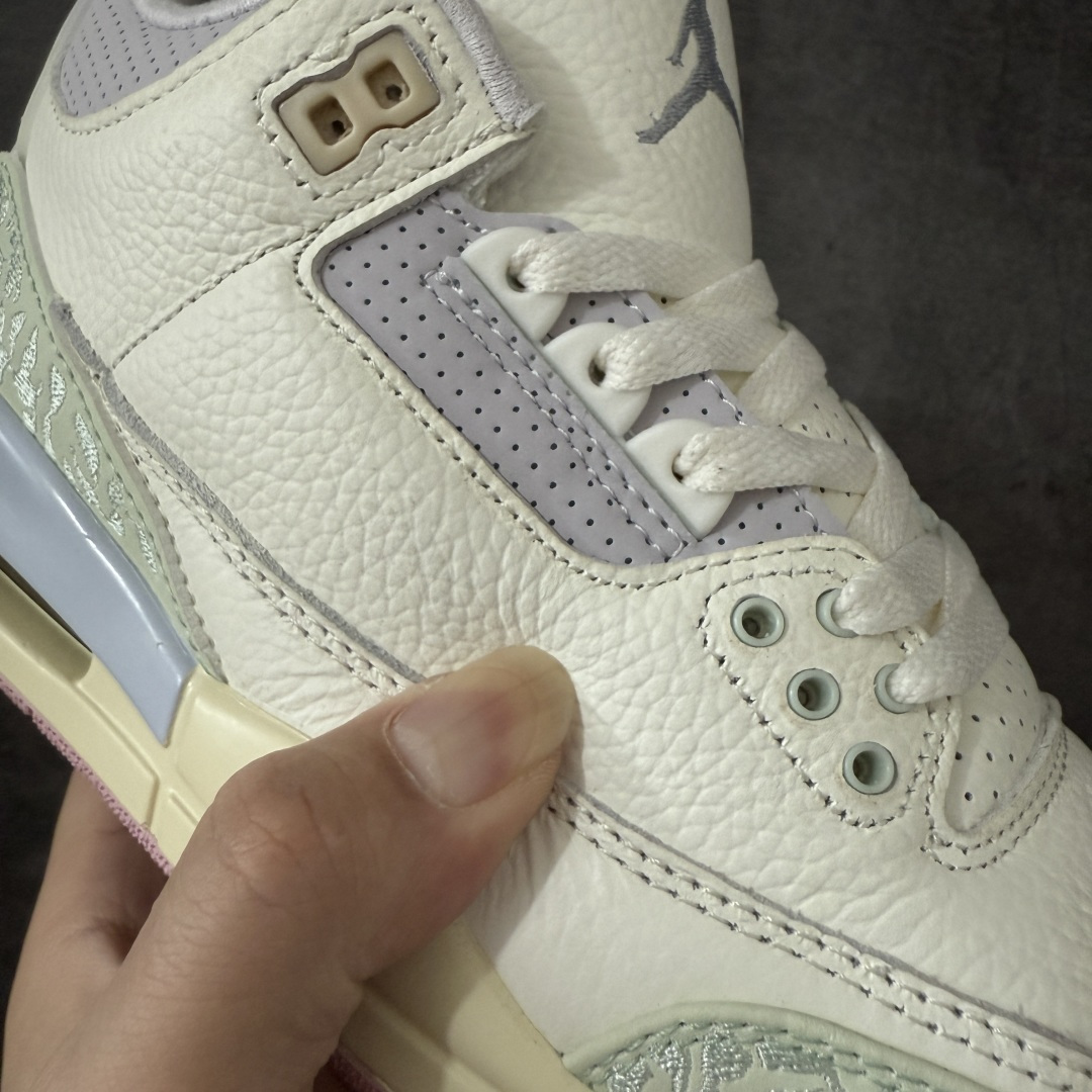 图片[4]-【外贸版】Air Jordan 3 Retro \”Easter\” AJ3 乔3马卡龙色系 IF4396-100  #通体采用纯白皮革打造，辅以浅绿、柔蓝、淡紫、婴儿粉等马卡龙色系点缀。奶白色中底收尾成型，丰富视觉层次，提升质感表现。整双鞋色调柔和克制、搭配协调，不浮夸却氛围感十足。经典爆裂纹由刺绣工艺替代传统压纹材质。光面皮革之上，以刺绣线条勾勒出更简洁、近似迷彩的视觉效果。半透明后跟织唛上，Nike Air 标识以柔和婴儿粉呈现，延续整鞋春日浅色系主题。  尺码：36 36.5 37.5 38 38.5 39 40 40.5 41 42 42.5 43 44 44.5 45 46 47.5-选品中心