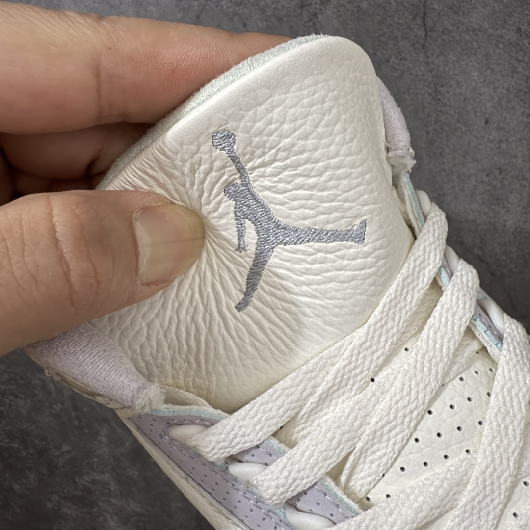 图片[6]-【外贸版】Air Jordan 3 Retro \”Easter\” AJ3 乔3马卡龙色系 IF4396-100  #通体采用纯白皮革打造，辅以浅绿、柔蓝、淡紫、婴儿粉等马卡龙色系点缀。奶白色中底收尾成型，丰富视觉层次，提升质感表现。整双鞋色调柔和克制、搭配协调，不浮夸却氛围感十足。经典爆裂纹由刺绣工艺替代传统压纹材质。光面皮革之上，以刺绣线条勾勒出更简洁、近似迷彩的视觉效果。半透明后跟织唛上，Nike Air 标识以柔和婴儿粉呈现，延续整鞋春日浅色系主题。  尺码：36 36.5 37.5 38 38.5 39 40 40.5 41 42 42.5 43 44 44.5 45 46 47.5-选品中心