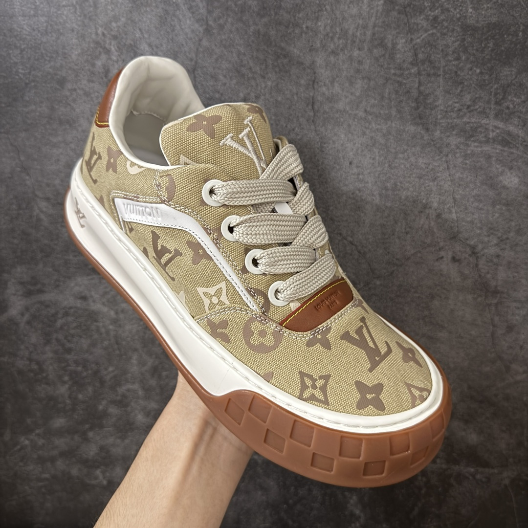 图片[4]-【HS顶级礼盒版】LV 路易威登LOUIS VUITTON Tilted Low Sneakers 倾斜系列低帮复古休闲运动文化百搭板鞋 2026早春款板鞋 饼干鞋 礼盒包装 私模开发大底 正确细节 原鞋原材料1：1打造 完美版型做工 欢迎对比市场任何品质的货品 广东原产 专业LV大厂出品 正确底 大底开发近半年 原楦型开发纸版 全鞋原材料打造 细节 针车 烫金 中底无可挑剔 包装说明书防尘布袋物件(附送官方快递加固牛皮纸外盒!!)# 尺码：39 40 41 42 43 44 45 46-选品中心