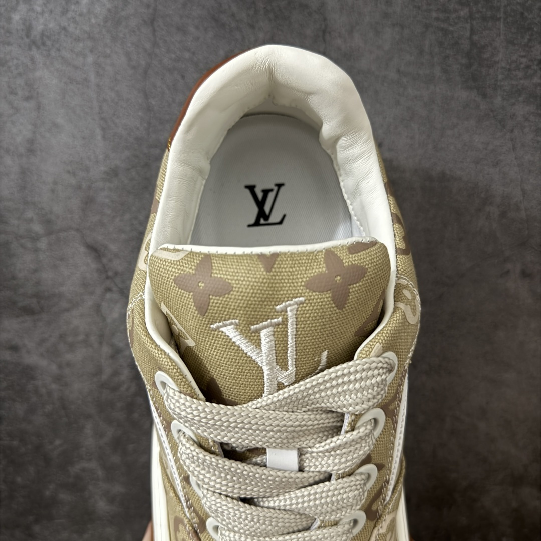 图片[8]-【HS顶级礼盒版】LV 路易威登LOUIS VUITTON Tilted Low Sneakers 倾斜系列低帮复古休闲运动文化百搭板鞋 2026早春款板鞋 饼干鞋 礼盒包装 私模开发大底 正确细节 原鞋原材料1：1打造 完美版型做工 欢迎对比市场任何品质的货品 广东原产 专业LV大厂出品 正确底 大底开发近半年 原楦型开发纸版 全鞋原材料打造 细节 针车 烫金 中底无可挑剔 包装说明书防尘布袋物件(附送官方快递加固牛皮纸外盒!!)# 尺码：39 40 41 42 43 44 45 46-选品中心