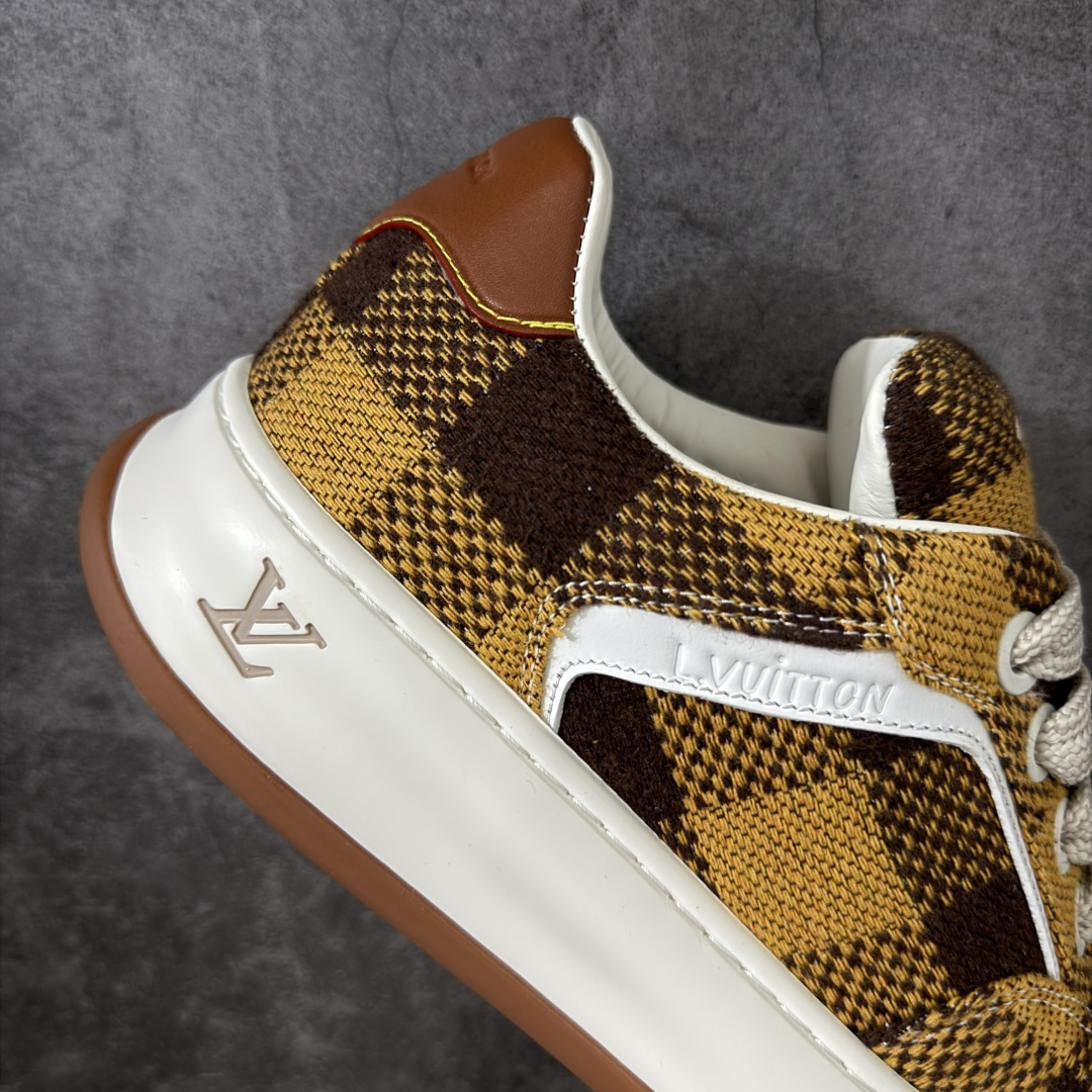 图片[7]-【HS顶级礼盒版】LV 路易威登LOUIS VUITTON Tilted Low Sneakers 倾斜系列低帮复古休闲运动文化百搭板鞋 2026早春款板鞋 饼干鞋 礼盒包装 私模开发大底 正确细节 原鞋原材料1：1打造 完美版型做工 欢迎对比市场任何品质的货品 广东原产 专业LV大厂出品 正确底 大底开发近半年 原楦型开发纸版 全鞋原材料打造 细节 针车 烫金 中底无可挑剔 包装说明书防尘布袋物件(附送官方快递加固牛皮纸外盒!!)# 尺码：39 40 41 42 43 44 45 46-选品中心