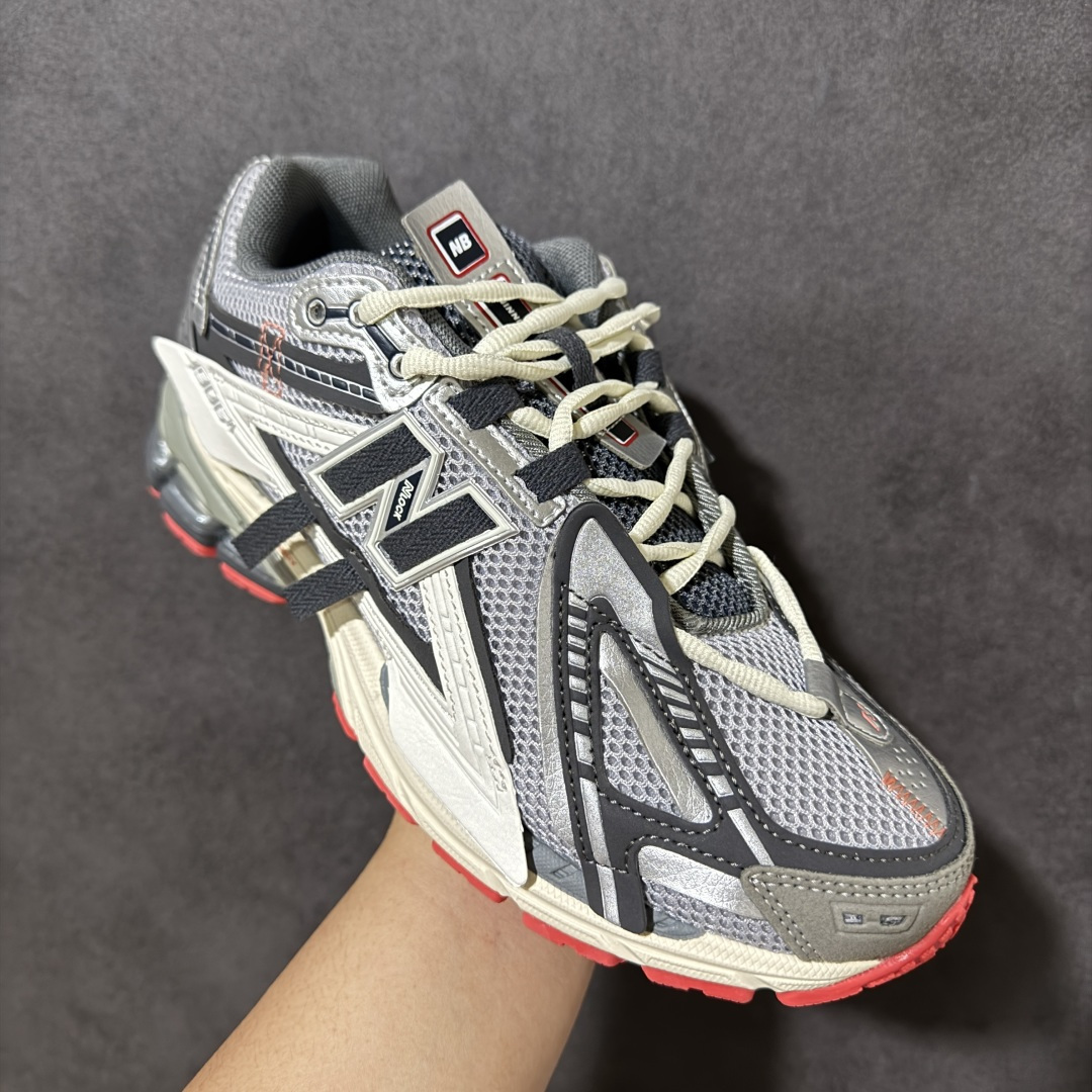 图片[3]-【公司级】New Balance M1906系列 复古单品宝藏老爹鞋款 复古元素叠加 质感超级棒 楦版型材料细节做工精细 作为NB最经典的档案鞋型之一 与2002一样，1906有着NB最成熟的技术加持和复古款式，而本次推出的版本参照2002r的定位，相信会在性价两端做出权衡。单从造型上来看，依旧是vibe风格，味道很正，细节也很酷，这双1906r无疑必能打入复古跑鞋爱好者的年度鞋款名录 货号：U1906AC 尺码：36-45-选品中心
