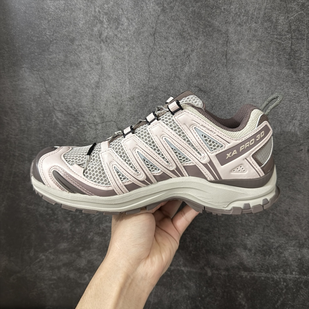 图片[2]-【GD版本】SALOMON XA Pro 3D 萨洛蒙潮流越野机能户外功能鞋 475977 纯原外贸平台特供订单 耗时半年巨作 全套原纸板楦头开发 原厂特供网布配套加持 确保原汁原味 完美呈现版型 原档数据独家私模五层组合大底 男女鞋同步官方开发 原装Ortholite轻量化鞋垫 中底布带钢印编号 原厂TPU锁扣 进口港宝加持 后跟自然饱满 还原公司包裹性 鞋面采用SENSIFT贴合技术 全方位贴合包裹脚型 鞋跟部鞋底牵引设计 提供强大的抓地性能 更适应野外崎岖不平的道路 其3D ADVANCED CHASSIS底盘 材料轻量大化 钉齿设计更具稳定性 防护性 鞋底易磨损区运用CONTAGRIP高耐磨材料 应对城市硬质路面长距离跑考验 尺码：36 36.5 37.5 38 38.5 39 40 40.5 41 42 42.5 43 44 44.5 45-选品中心