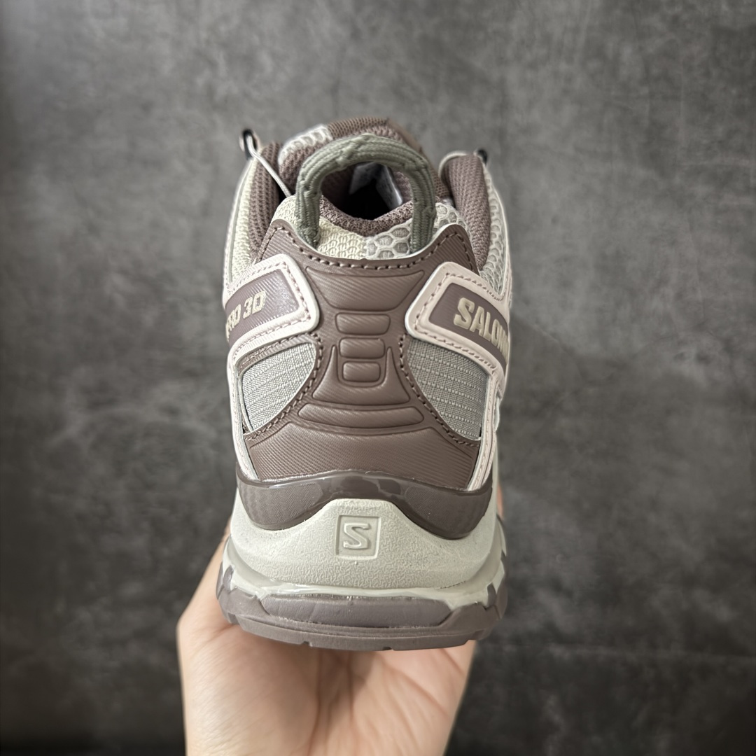 图片[4]-【GD版本】SALOMON XA Pro 3D 萨洛蒙潮流越野机能户外功能鞋 475977 纯原外贸平台特供订单 耗时半年巨作 全套原纸板楦头开发 原厂特供网布配套加持 确保原汁原味 完美呈现版型 原档数据独家私模五层组合大底 男女鞋同步官方开发 原装Ortholite轻量化鞋垫 中底布带钢印编号 原厂TPU锁扣 进口港宝加持 后跟自然饱满 还原公司包裹性 鞋面采用SENSIFT贴合技术 全方位贴合包裹脚型 鞋跟部鞋底牵引设计 提供强大的抓地性能 更适应野外崎岖不平的道路 其3D ADVANCED CHASSIS底盘 材料轻量大化 钉齿设计更具稳定性 防护性 鞋底易磨损区运用CONTAGRIP高耐磨材料 应对城市硬质路面长距离跑考验 尺码：36 36.5 37.5 38 38.5 39 40 40.5 41 42 42.5 43 44 44.5 45-选品中心