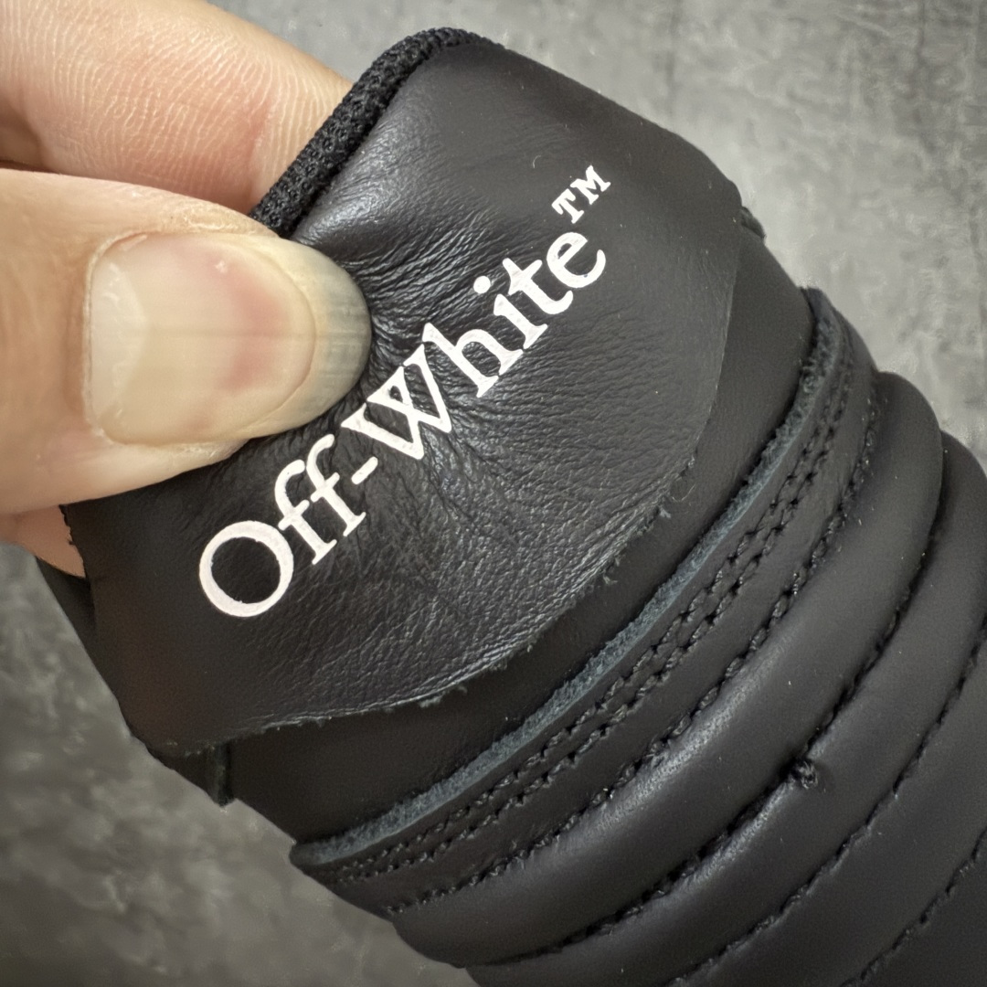 图片[2]-【原厂版】OFF-WHITE Out Of Office OW低帮时尚板鞋 白绿 全新版本 大厂出货 全头层软质皮料 质感满分💯 细节描述市场货 配件齐全 杨幂同款 由经典配色打造 箭头符号、ZipTie 标签、1ogo印花等经典元素皆在此呈现 让人一眼明了 Off-White 的潮流身份 单品以黑白配色皮质制成 饰有品牌标志性 zip Tie 束线带吊牌 侧面饰有 Arrows 图案 展现出品牌对街头风格的偏爱 原厂原档案开发 原盒原标原厂头层皮料 官方原版设计 做工细节全方位对比原鞋 尺码：35 36 37 38 39 40 41 42 43 44 45 46 47-选品中心