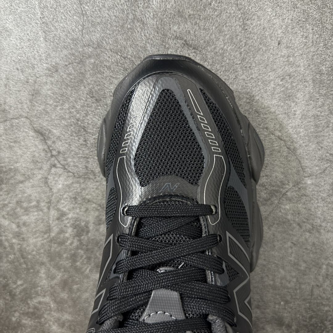 图片[5]-【纯原版】 New Balance NB9060 联名款 复古休闲运动慢跑鞋 U90606TO 全套原楦原纸板原厂数据开发 进口三明治网面 原装进口翻毛皮料正确绒感卡色 正确中底拉帮中底网布细节 原厂标裁 带紫光防伪 定制后跟透明水晶模块 冲裁组合 大底贴合程度胶水上色把控完美 整洁度挑战全网艺术家 多道序QC把关品质完善 匠心打造 耗时两个月开发完成 工艺极其复杂难度可想而知 新开独立私模大底 全网唯一正确六层组合大底 高端零售专供产物 尺码：36 37 37.5 38 38.5 39 40 40.5 41 42 42.5 43 44 45 46.5-选品中心