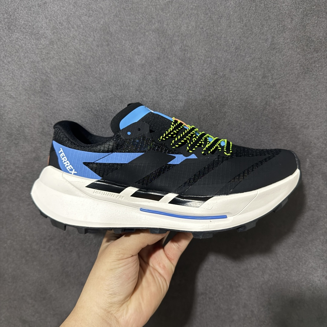 【公司级】阿迪达斯Adidas Terrex Agravic Trail 大速流星代系列户外越野体育低帮休闲运动慢跑鞋 HP7010 Adidas/阿迪达斯 男女鞋，采用网织物 + 热熔框架支撑‌鞋面材质，双层MD高弹中底+耐磨锯齿橡胶外底❗️力求伴你勇攀高峰,挑战耐力！ 尺码：36 37 38 39 40 41 42 43 44 45 货号：HP7010-选品中心