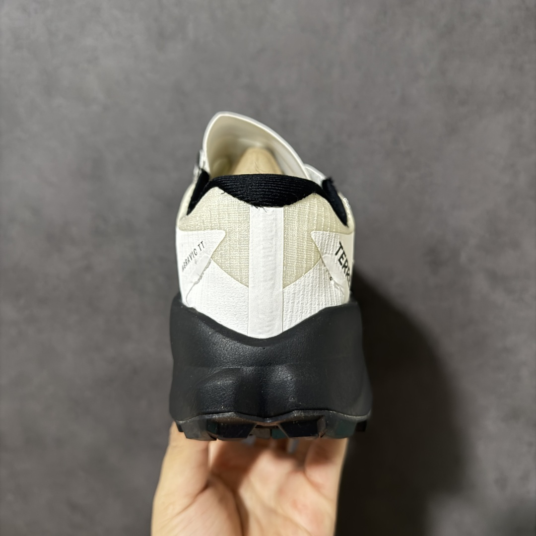 图片[4]-【公司级】阿迪达斯Adidas Terrex Agravic Trail 大速流星代系列户外越野体育低帮休闲运动慢跑鞋 HP7010 Adidas/阿迪达斯 男女鞋，采用网织物 + 热熔框架支撑‌鞋面材质，双层MD高弹中底+耐磨锯齿橡胶外底❗️力求伴你勇攀高峰,挑战耐力！ 尺码：36 37 38 39 40 41 42 43 44 45 货号：KI2474-选品中心