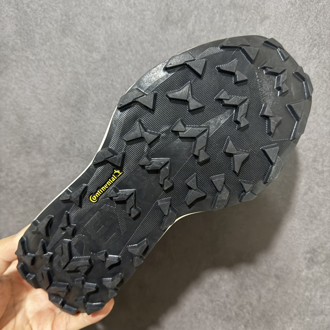 图片[8]-【公司级】阿迪达斯Adidas Terrex Agravic Trail 大速流星代系列户外越野体育低帮休闲运动慢跑鞋 HP7010 Adidas/阿迪达斯 男女鞋，采用网织物 + 热熔框架支撑‌鞋面材质，双层MD高弹中底+耐磨锯齿橡胶外底❗️力求伴你勇攀高峰,挑战耐力！ 尺码：36 37 38 39 40 41 42 43 44 45 货号：HP7012-选品中心