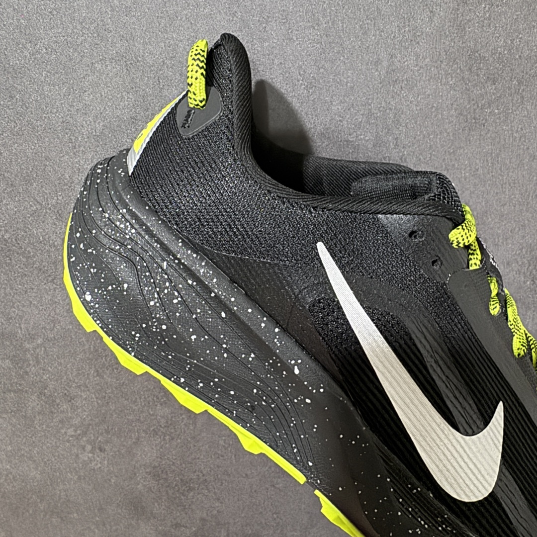 图片[7]-【公司级】Nike ACG Zegama Trail 耐克缓震透气户外跑步鞋 #鞋款质地轻盈 耐穿透气 粘性橡胶外底铸就适合攀岩的出众抓地力，柔软的 React 泡绵中底缔造非凡舒适感受，无论你是在城市健行，还是在野外攀岩，都能从容应对 货号：HV8116-701 尺码：40-45半-选品中心