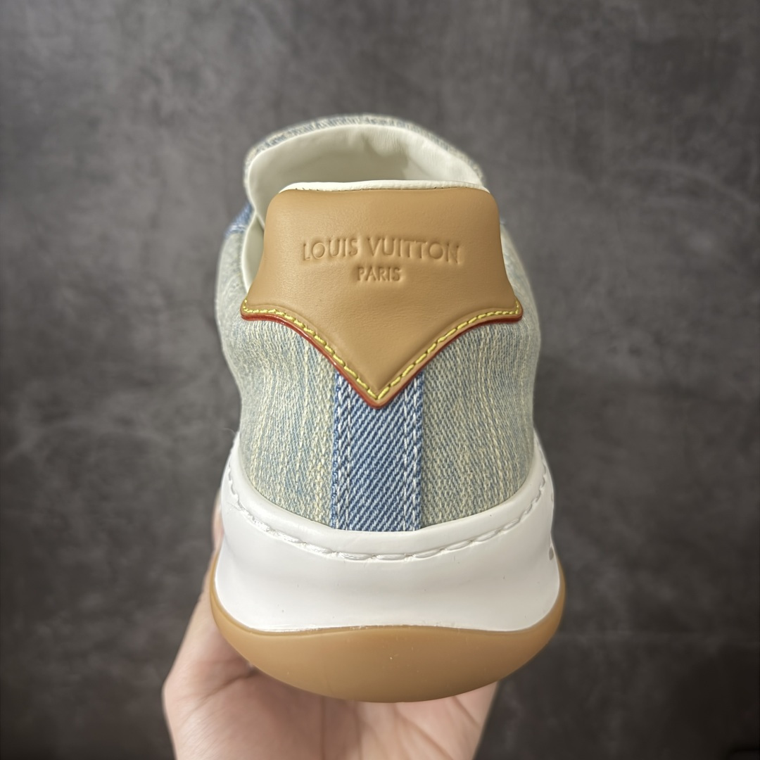 图片[4]-【佛山超a版】LV 路易威登LOUIS VUITTON Tilted Low Sneakers 倾斜系列低帮复古休闲运动文化百搭板鞋 2026早春款板鞋 饼干鞋 市场最顶天花板 正确细节 完美版型做工 欢迎对比市场任何品质的货品 广东原产 升级原楦型开发纸版 包装说明书防尘布袋物件(附送官方快递加固牛皮纸外盒!!)#采用Monogram 丹宁布鞋面材质#鞋垫嵌入软脚感EVA物料#后跟耐弯折滴塑支撑片#全新开发TPR光泽组合隔色鞋底❗ 尺码：39 40 41 42 43 44 45-选品中心