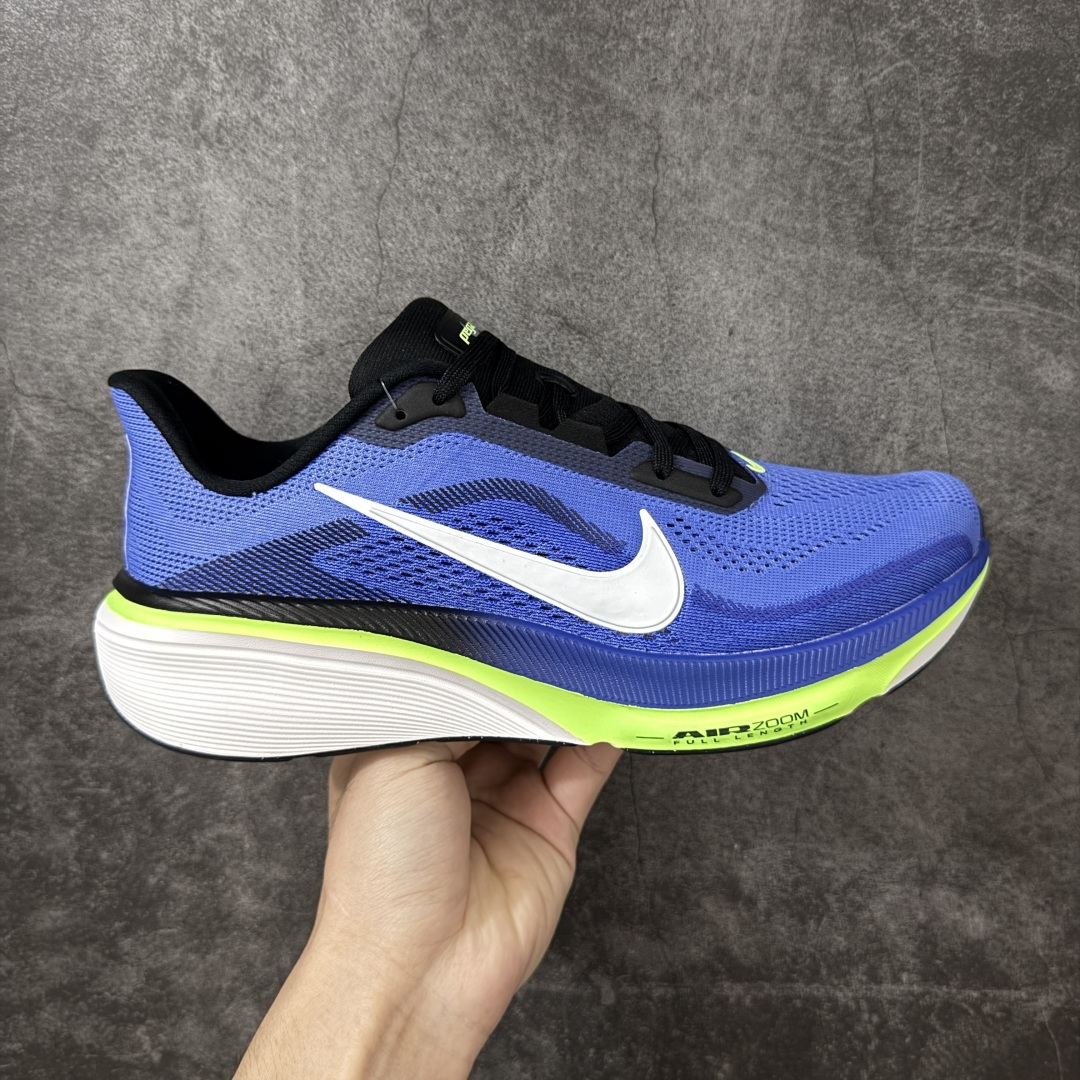 【RS纯原】Nike Air Zoom Pegasus 42 登月42代超级飞马系列马拉松跑步鞋 IB1873-500 平台专供 充正品质 原材料打造 中底搭载前Zoom+全掌React配置 全部原鞋开发打造 所有细节全部同步原版 全新一代拥有 Zoom Air 一如既往的稳定感和流畅感 鞋面采用工程网眼设计 为特定高热区域营造出色透气性 进一步增加鞋面的穿孔数量 让足部能够快速散热 中足搭配 Flywire 飞线 在高速运动时营造舒适稳定的贴合感 内置Zoon气垫加持 动力十足！ 尺码： 36-45-选品中心