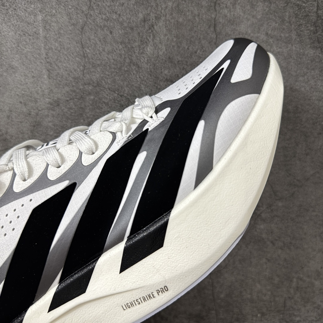 图片[6]-【RS纯原】AD Adizero Eva SL EXO M 零度进化版系列低帮轻便透气竞速休闲运动慢跑鞋 KI4763 全新版本出货 品相相当完美 细节到位 全鞋均使用原材料 原档案打造 内置碳板 目前市场最强 欢迎对比 相信大家对去年 adidas 横空出世的「顶级超跑」adiZero Adios Pro EVO 1 记忆犹新！不仅登顶阿迪史上最轻跑鞋宝座，更在接下来的全球马拉松赛事中，持续书写着惊人成绩，被网友戏称新一代「阿迪神鞋」全网刷屏！极简设计语言与强烈速度感和存在感的鞋侧三线，让人过目不忘，特别种草！其中定位于中长跑训练的 adidas Adizero Evo SL，整体外观造型与 adiZero Adios Pro EVO 1 非常相似。中底配置方面搭载全掌 Lightstrike Pro，鞋面采用透气网面示人，契合日常训练鞋的定位，更加耐用。外底给到了马牌橡胶，及类似上代竞速旗舰 adidas Adizero Adios Pro 3 区域分布。整体看下来无论是外观的鲜明辨识度，还是配置的扎实程度都很顶。 尺码：36-45-选品中心