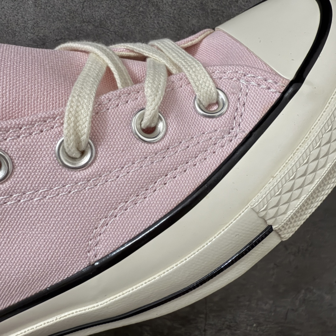 图片[5]-【虎扑2.0小头版】 Converse Chuck All Star 1970S 经典款潮流耐磨帆布鞋 浅粉高 A10527C 全新开发 不仅仅为小鞋头 细节 材料 做工 全方位升级 经典永不过时 十年老厂出品 平台正品订单 超稳定的品控清洁度 全套原厂材料配置 原厂硫化工艺 油性扁平尖头 原厂楦头纸板数据 一体化超软蓝底加持 超软EVA鞋垫 后掌灰色缓震胶 脚感一比一还原 耐磨橡胶大底 越南产内外标 原盒黑色吊牌 超高清洁度 随意冲正 如有更好白送 尺码：35 36 36.5 37 37.5 38 39 39.5 40 41 41.5 42 42.5 43 44-选品中心