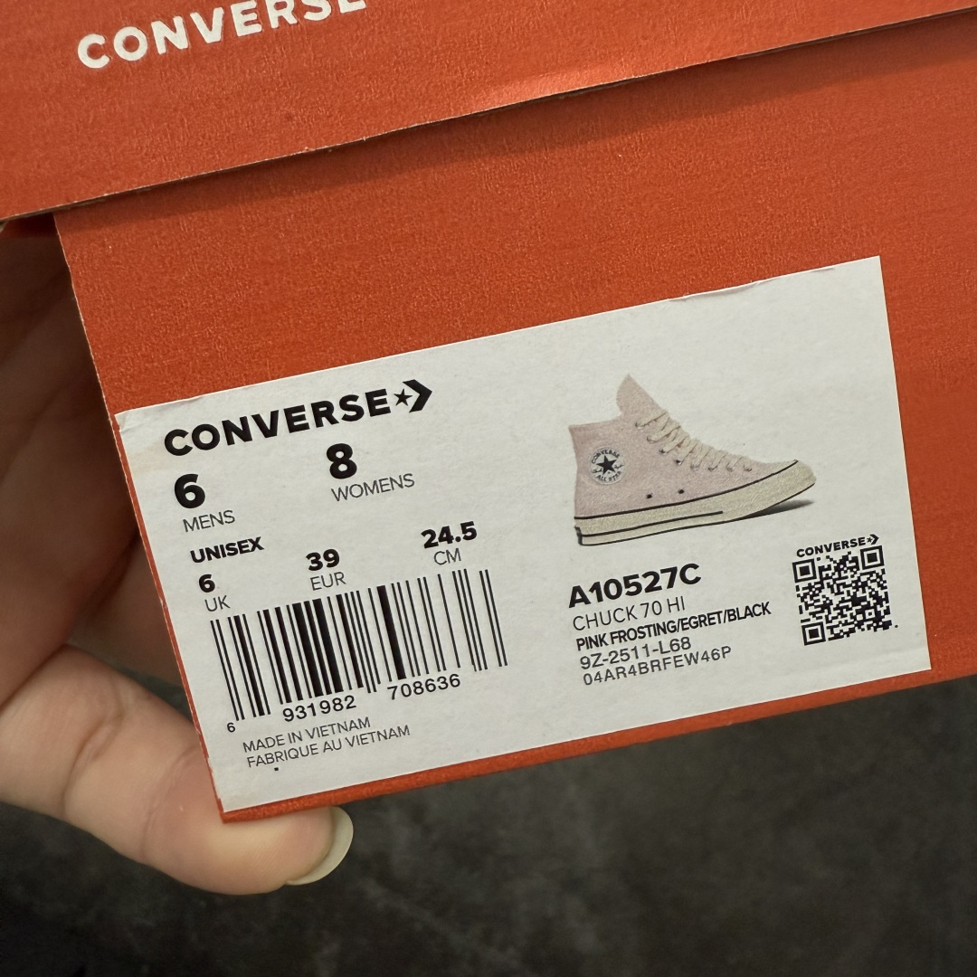 图片[11]-【虎扑2.0小头版】 Converse Chuck All Star 1970S 经典款潮流耐磨帆布鞋 浅粉高 A10527C 全新开发 不仅仅为小鞋头 细节 材料 做工 全方位升级 经典永不过时 十年老厂出品 平台正品订单 超稳定的品控清洁度 全套原厂材料配置 原厂硫化工艺 油性扁平尖头 原厂楦头纸板数据 一体化超软蓝底加持 超软EVA鞋垫 后掌灰色缓震胶 脚感一比一还原 耐磨橡胶大底 越南产内外标 原盒黑色吊牌 超高清洁度 随意冲正 如有更好白送 尺码：35 36 36.5 37 37.5 38 39 39.5 40 41 41.5 42 42.5 43 44-选品中心