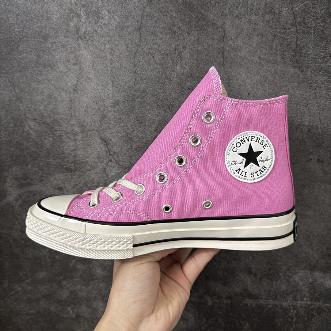 图片[2]-【虎扑2.0小头版】 Converse Chuck All Star 1970S 经典款潮流耐磨帆布鞋 粉高 164947C 全新开发 不仅仅为小鞋头 细节 材料 做工 全方位升级 经典永不过时 十年老厂出品 平台正品订单 超稳定的品控清洁度 全套原厂材料配置 原厂硫化工艺 油性扁平尖头 原厂楦头纸板数据 一体化超软蓝底加持 超软EVA鞋垫 后掌灰色缓震胶 脚感一比一还原 耐磨橡胶大底 越南产内外标 原盒黑色吊牌 超高清洁度 随意冲正 如有更好白送 尺码：35 36 36.5 37 37.5 38 39 39.5 40 41 41.5 42 42.5 43 44-选品中心